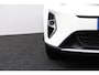 Kia Stonic 1.0 T-GDi MHEV DynamicLine - Airco - Cruise Control - Apple Carplay-/Android Auto - Achteruitrijcamera - Fabrieksgarantie tot 07-2030