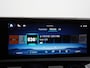 Mercedes-Benz A-klasse 180 Star Edition AMG Line Plus | Panorama - Schuifdak | Trekhaak Wegklapbaar | Head-Up Display | 360° Camera | Memorystoelen | Multibeam Led | Verwarmd Stuurwiel
