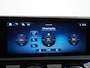 Mercedes-Benz A-klasse 180 Star Edition AMG Line Plus | Panorama - Schuifdak | Trekhaak Wegklapbaar | Head-Up Display | 360° Camera | Memorystoelen | Multibeam Led | Verwarmd Stuurwiel
