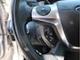 Ford Focus Wagon 125 Pk EcoBoost Titanium * Hele Mooie * * Navigatie * Achteruitrij Camera * Trekhaak * Stoel en voorruit verwarming * Lichtmetalen Velgen *  Voor en achter Parkeersensoren * Vingerhoets: Vierde Generatie Eersteklas Service !