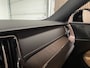 Volvo XC60 T6 AWD Recharge Inscription | Stoelventilatie | 360° Camera | Head-Up Display | Harman Kardon | Adaptieve Cruise Control | Stoel en Stuurwielverwarming | Full LED Meesturende koplampen | Pilot Assist | BLIS Dode Hoek Detectie | Voorstoelen elektrisch gehe