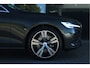 Volvo V60 T5 Inscription Exclusive | Adaptive Cruise | Bowers & Wilkins | Stuur/Stoelverwaming | Camera | Standkachel | Trekhaak | BLIS
