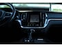 Volvo V60 T5 Inscription Exclusive | Adaptive Cruise | Bowers & Wilkins | Stuur/Stoelverwaming | Camera | Standkachel | Trekhaak | BLIS