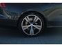 Volvo V60 T5 Inscription Exclusive | Adaptive Cruise | Bowers & Wilkins | Stuur/Stoelverwaming | Camera | Standkachel | Trekhaak | BLIS