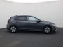 Volkswagen Golf 1.5TSI/116PK Goal · Navigatie · Parkeersensoren · Trekhaak · Garantie tot juli 2026