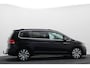 Volkswagen Touran 1.5 TSI DSG Highline Business R 7p Climate, ACC, Stoelverwarming, Elektrische Achterklep, Trekhaak, 18''