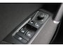 Volkswagen Touran 1.5 TSI DSG Highline Business R 7p Climate, ACC, Stoelverwarming, Elektrische Achterklep, Trekhaak, 18''