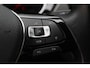 Volkswagen Touran 1.5 TSI DSG Highline Business R 7p Climate, ACC, Stoelverwarming, Elektrische Achterklep, Trekhaak, 18''