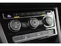 Volkswagen Touran 1.5 TSI DSG Highline Business R 7p Climate, ACC, Stoelverwarming, Elektrische Achterklep, Trekhaak, 18''