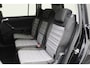 Volkswagen Touran 1.5 TSI DSG Highline Business R 7p Climate, ACC, Stoelverwarming, Elektrische Achterklep, Trekhaak, 18''