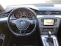 Volkswagen Passat Variant 2.0 TDI Highline Automaat, Nieuwe distributie, Trehaak, lm velgen, airco automatisch, comfort stoelen