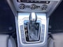 Volkswagen Passat Variant 2.0 TDI Highline Automaat, Nieuwe distributie, Trehaak, lm velgen, airco automatisch, comfort stoelen