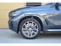 BMW X5 xDrive40i High Executive * M Sportpakket * Trekhaak * Comfortstoelen * Panoramadak * Head-up * DAB *
