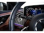Mercedes-Benz E-klasse Estate 300 e Luxury Line Trekhaak - Airmatic - Warmtewerend donkergetint glas - Zwarte hemel - Sierelementen in openporig bruin esdoorn