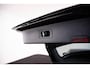 Mercedes-Benz E-klasse Estate 300 e Luxury Line Trekhaak - Airmatic - Warmtewerend donkergetint glas - Zwarte hemel - Sierelementen in openporig bruin esdoorn