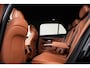 Mercedes-Benz E-klasse Estate 300 e Luxury Line Trekhaak - Airmatic - Warmtewerend donkergetint glas - Zwarte hemel - Sierelementen in openporig bruin esdoorn