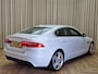 Jaguar XE 2.0 Portfolio *Memory* Stoel-Stuurverwarming / Leder / Xenon / Camera / Navigatie / Cruise / ECC Clima / 19'' LMV