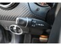 Mercedes-Benz A-klasse 180 Business Solution AMG Automaat / Navigatie / Sportstoelen + verwarming  / Camera / 18" LM