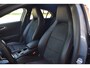 Mercedes-Benz A-klasse 180 Business Solution AMG Automaat / Navigatie / Sportstoelen + verwarming  / Camera / 18" LM