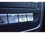 Mercedes-Benz A-klasse 180 Business Solution AMG Automaat / Navigatie / Sportstoelen + verwarming  / Camera / 18" LM