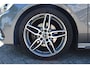 Mercedes-Benz A-klasse 180 Business Solution AMG Automaat / Navigatie / Sportstoelen + verwarming  / Camera / 18" LM