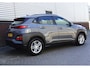 Hyundai Kona 1.0 T-GDI 120PK/Navigatie/LED/ECC/Cruisecontrol/ Rijklaarprijs Incl. Garantie.