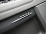 Land Rover Range Rover Evoque P300e AWD R-Dynamic SE Plug In Hybrid Dealer O.H. PHEV | Lederen Sportstoelen Memory | Trekhaak af Fabriek | Apple Carplay | Navigatie | Camera | L.M. 20" | DAB | Stoel & Stuurverwarming |