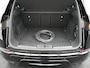 Land Rover Range Rover Evoque P300e AWD R-Dynamic SE Plug In Hybrid Dealer O.H. PHEV | Lederen Sportstoelen Memory | Trekhaak af Fabriek | Apple Carplay | Navigatie | Camera | L.M. 20" | DAB | Stoel & Stuurverwarming |