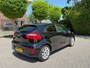Kia Rio 1.2 (4 cil.), Clima, Cruise Control, Navigatie, LM-velgen 16", Achteruitrijcamera, Parkeersensoren, 1e eigenaar