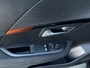 Peugeot 208 1.2 PureTech Blue Lease Active*1eEigenaar*NAVI*Carplay-NAVI*Cruise*Bluetooth*Parkrsensoren*Trekhaak*APK*NAP*Elkt-ramen