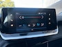 Peugeot 208 1.2 PureTech Blue Lease Active*1eEigenaar*NAVI*Carplay-NAVI*Cruise*Bluetooth*Parkrsensoren*Trekhaak*APK*NAP*Elkt-ramen
