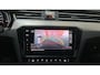 Volkswagen Passat Variant 1.5 TSI Elegance Business R R-Line Virtual Cockpit Camera Stoelverwarming Navigatie