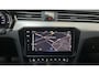 Volkswagen Passat Variant 1.5 TSI Elegance Business R R-Line Virtual Cockpit Camera Stoelverwarming Navigatie