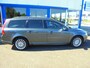 Volvo V70 2.5T MOMENTUM, LEDER,17 INCH,TREKH,ORG NL!! DEALER O/H TOPSTAAT!