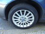 Volvo V70 2.5T MOMENTUM, LEDER,17 INCH,TREKH,ORG NL!! DEALER O/H TOPSTAAT!