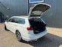 Volkswagen Passat Variant * GTE * Camera * Cruise * Rijstrooksensor * Apple Car-Play *