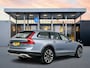 Volvo V90 Cross Country T5 AWD | 20" | Luchtvering | Head-up | Harman Kardon | Trekhaak | Lederen sportstoelen | Parkeerverwarming | Parkeercamera | Keyless | Full LED | BLIS | Adaptieve cruise | Stoel/stuurverwarming