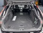 Volvo V90 T6 Recharge AWD Ultra Dark | 20" | Luchtvering | Bowers & Wilkins | Sportstoelen | 360 Camera | Gelamineerd en Getint glas | Trekhaak | Alarm klasse 3 | Head-up | Stoel/stuur/achterbankverwarming