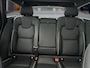 Volvo V90 T6 Recharge AWD Ultra Dark | 20" | Luchtvering | Bowers & Wilkins | Sportstoelen | 360 Camera | Gelamineerd en Getint glas | Trekhaak | Alarm klasse 3 | Head-up | Stoel/stuur/achterbankverwarming