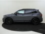 Volkswagen Tiguan 1.5 TSI R-Line | Black style | 360 camera | Parkeerassistent | Harmann/kardon | Stoel- en stuurwielverwarming | Dodehoek detectie | LED matrix verlichting | Keyless |