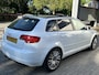 Audi A3 Sportback 1.6 Attraction Automaat/Panoramadak/Stoelverwarming/Climate control zwarte hemelbekleding