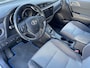 Toyota Auris 1.8 Hybrid Executive NIEUW BINNEN, NIEUWE FOTO'S VOLGEN ZSM | Automaat | Elektrisch en verwarmbare buitenspiegels | Cruise Control | Climate Control | Navigatiesysteem | Parkeersensoren voor- en achter | 12 maanden BOVAG garantie