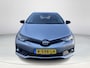 Toyota Auris 1.8 Hybrid Executive NIEUW BINNEN, NIEUWE FOTO'S VOLGEN ZSM | Automaat | Elektrisch en verwarmbare buitenspiegels | Cruise Control | Climate Control | Navigatiesysteem | Parkeersensoren voor- en achter | 12 maanden BOVAG garantie