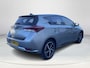 Toyota Auris 1.8 Hybrid Executive NIEUW BINNEN, NIEUWE FOTO'S VOLGEN ZSM | Automaat | Elektrisch en verwarmbare buitenspiegels | Cruise Control | Climate Control | Navigatiesysteem | Parkeersensoren voor- en achter | 12 maanden BOVAG garantie