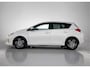 Toyota Auris 1.8 Hybrid Lease Limited | Panoramadak | Navigatie |