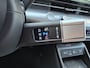 Hyundai Kona 1.6 GDi HEV Premium Sky Automaat / Zo goed als nieuw! / Sensation Pack / Trekgewicht  1.300 kg / Stuur- en Stoelverwarming / Stoelventilatie voor / / Elektrische achterklep / Apple Carplay Android Auto / BOSE Audisysteem /