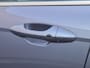 Hyundai Kona 1.6 GDi HEV Premium Sky Automaat / Zo goed als nieuw! / Sensation Pack / Trekgewicht  1.300 kg / Stuur- en Stoelverwarming / Stoelventilatie voor / / Elektrische achterklep / Apple Carplay Android Auto / BOSE Audisysteem /