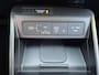 Hyundai Kona 1.6 GDi HEV Premium Sky Automaat / Zo goed als nieuw! / Sensation Pack / Trekgewicht  1.300 kg / Stuur- en Stoelverwarming / Stoelventilatie voor / / Elektrische achterklep / Apple Carplay Android Auto / BOSE Audisysteem /