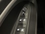 Jeep Avenger Longitude Automaat 54 kWh Navigatie Apple Carplay/Android Auto Climate Control Cruise Control Lichtmetalen Velgen Dab Keyless Parkeer Sensoren