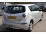 Toyota Verso 1.6 VVT-i Comfort Airco, Cruise control, Elektrische ramen, Trekhaak, Lichtmetalen wielen
